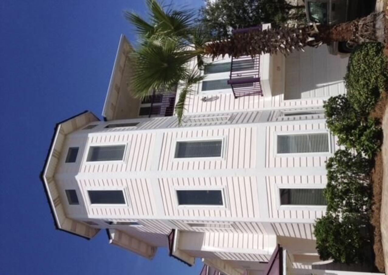 Laguna Beach Estates 2nd Add - Residential