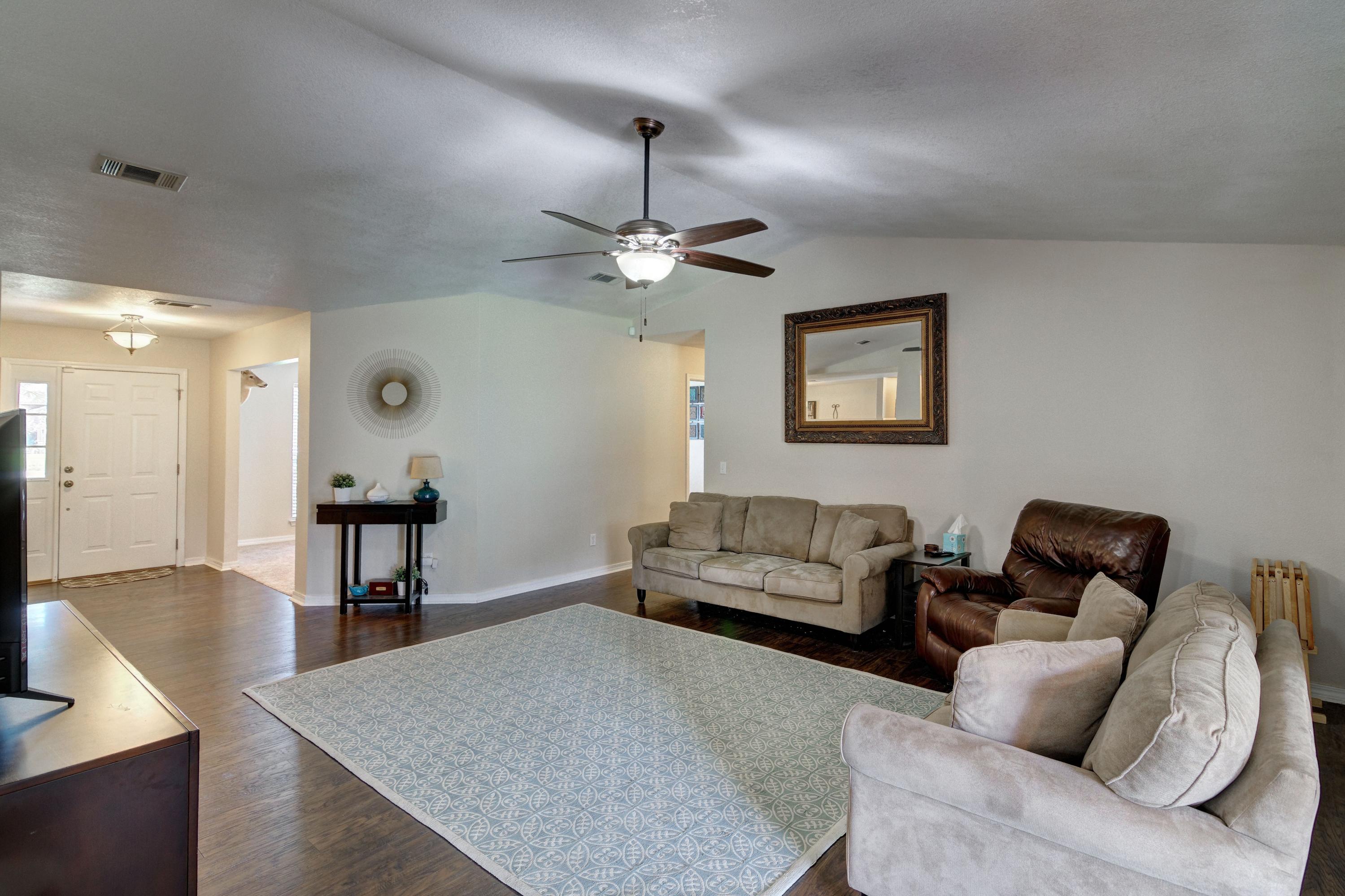 HOLLEY BY THE SEA - Residential