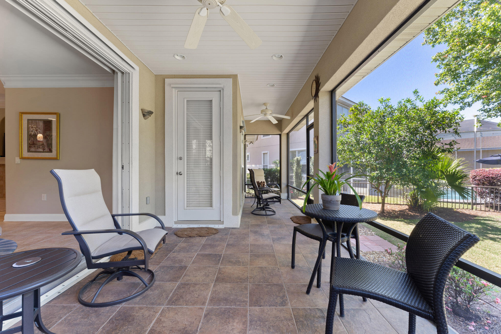 EMERALD LAKES PH 1
EMERALD LAKES - Residential