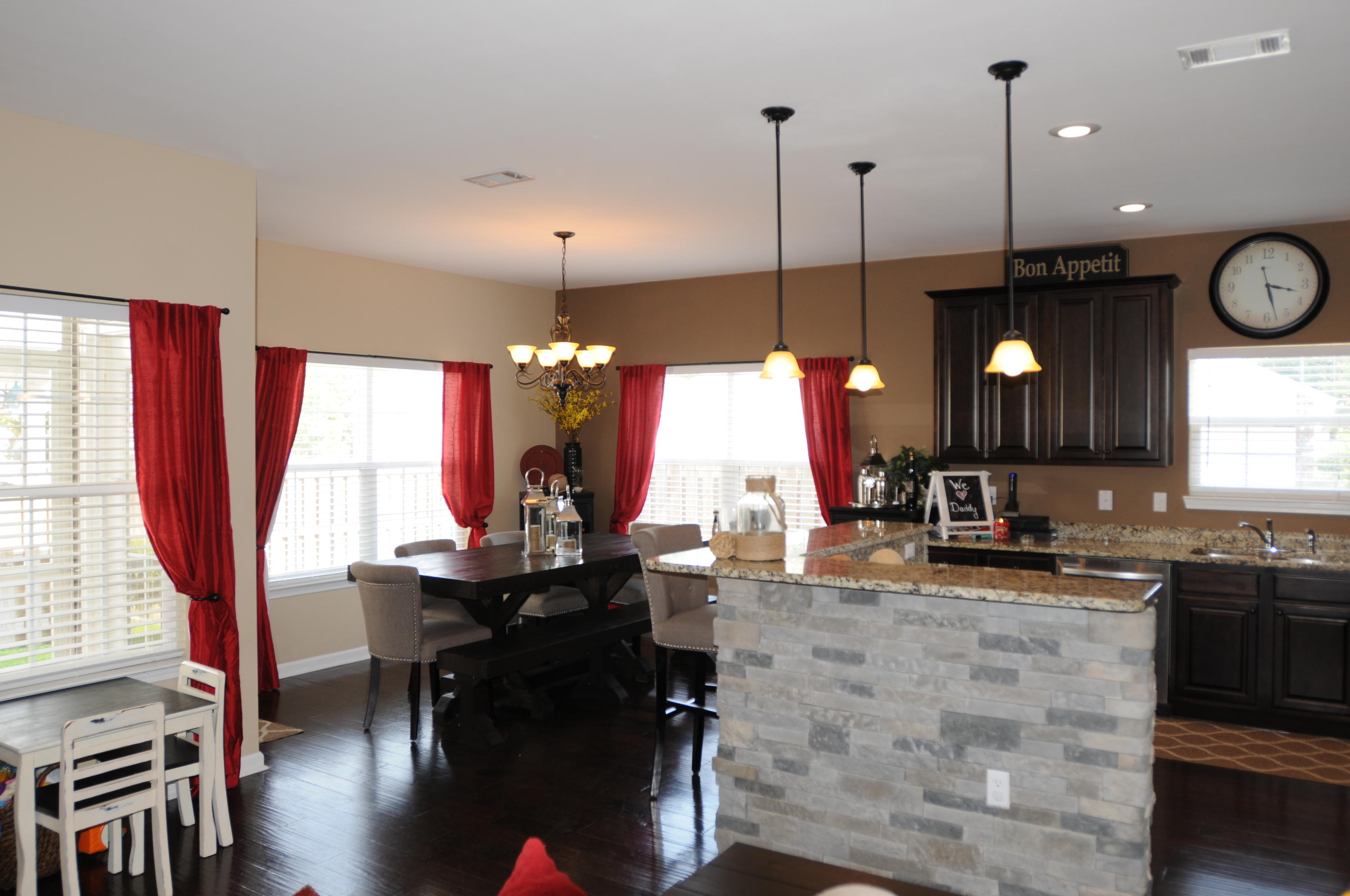 REDWOOD VILLAGE - Residential