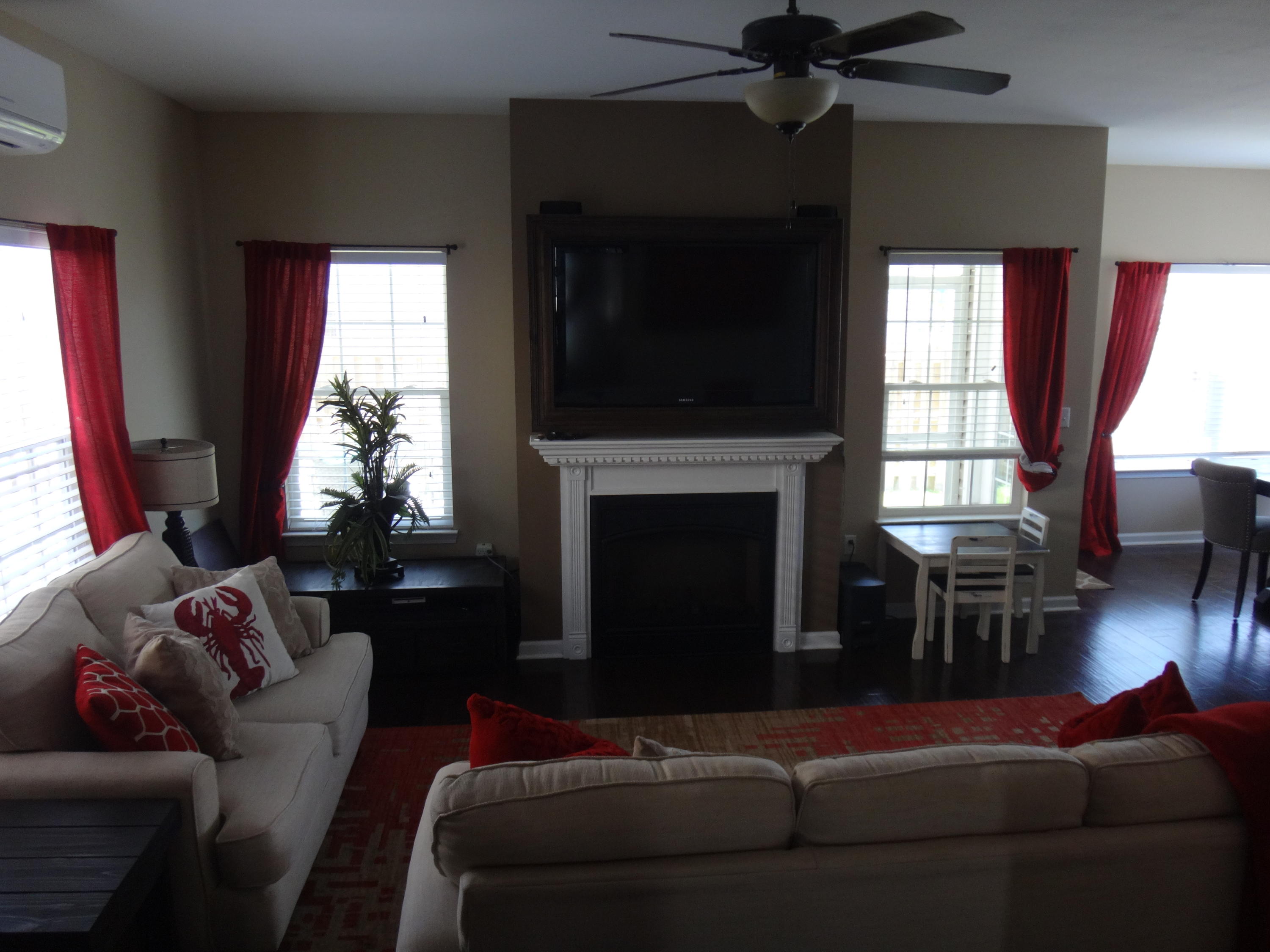 REDWOOD VILLAGE - Residential