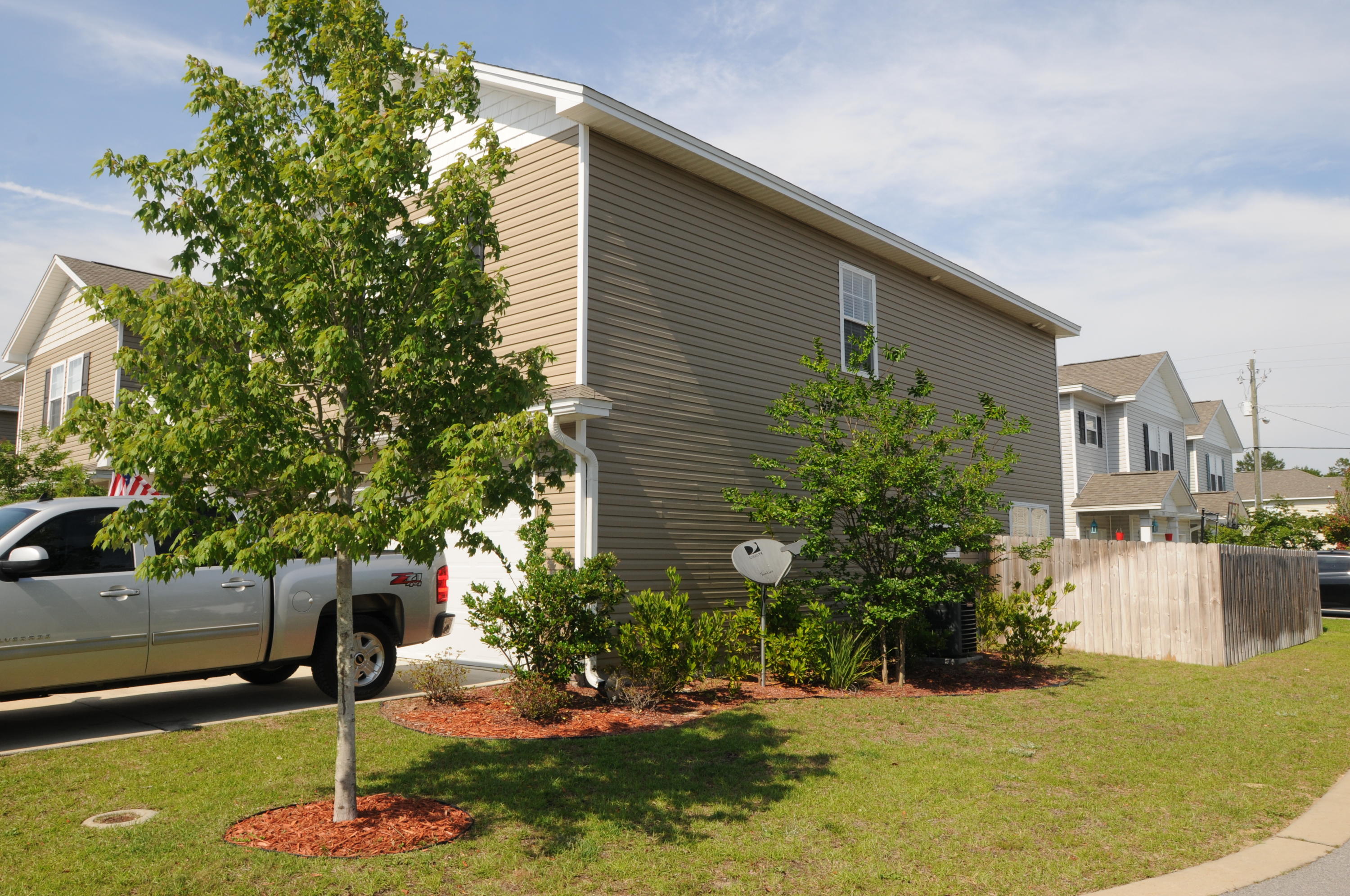 REDWOOD VILLAGE - Residential