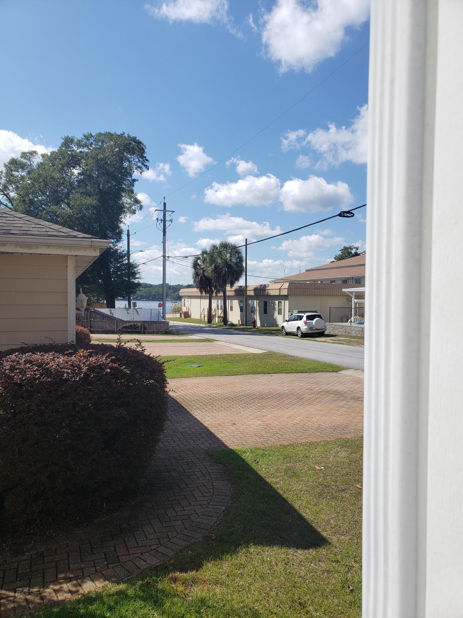 BUCEY'S PLACE - Residential Lease