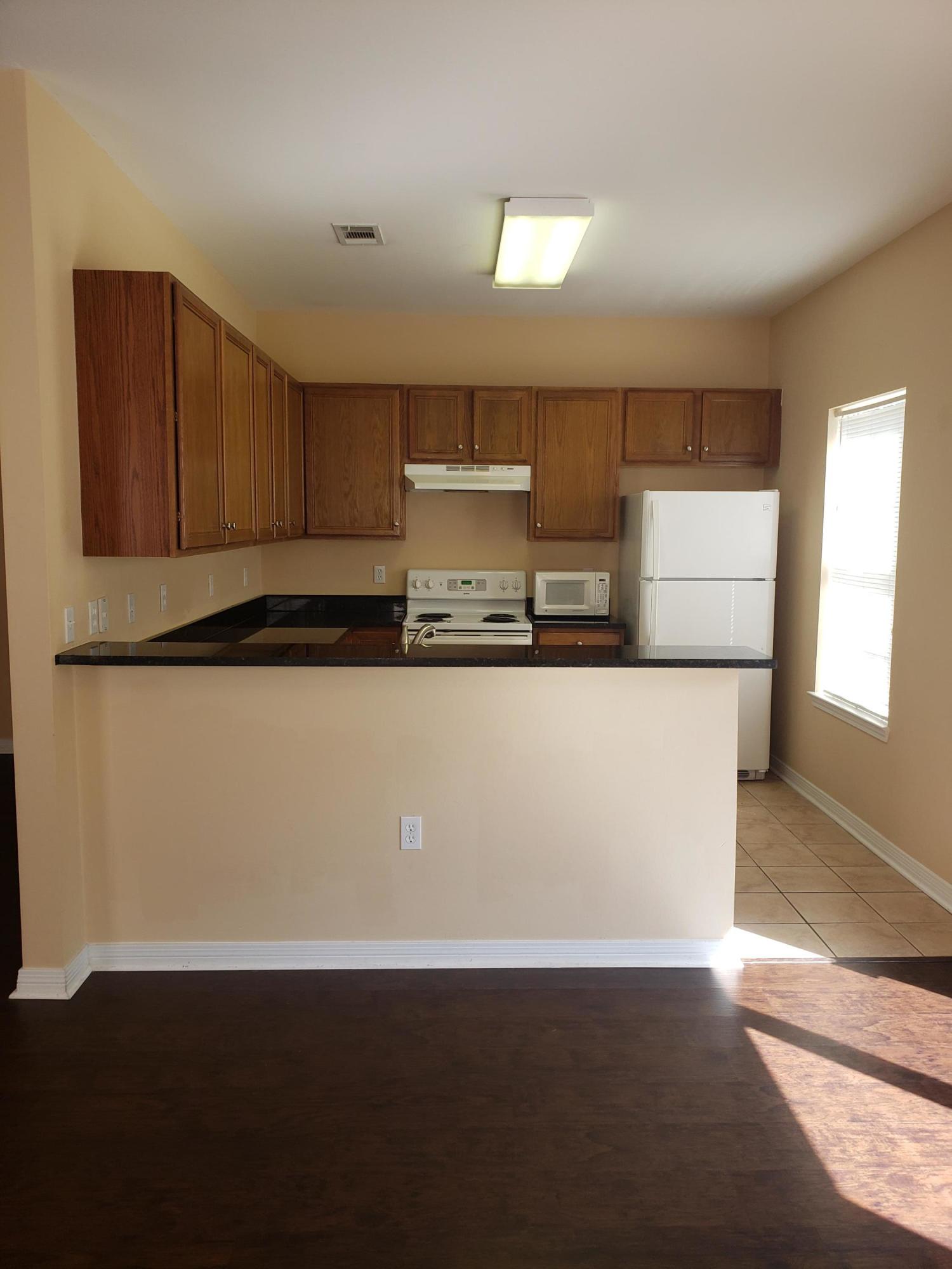 BUCEY'S PLACE - Residential Lease