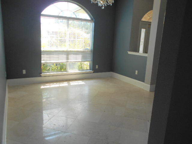 CREETWOOD PLACE - Residential Lease
