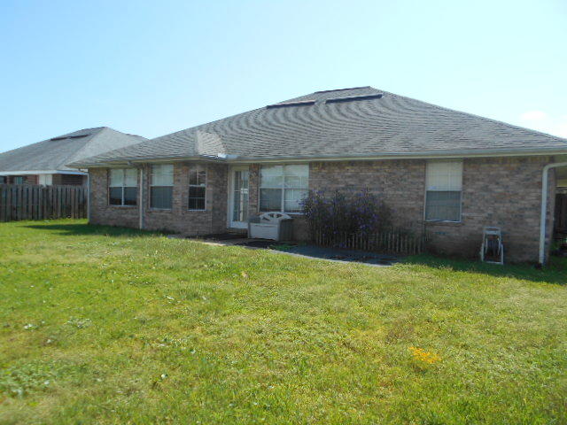 CREETWOOD PLACE - Residential Lease