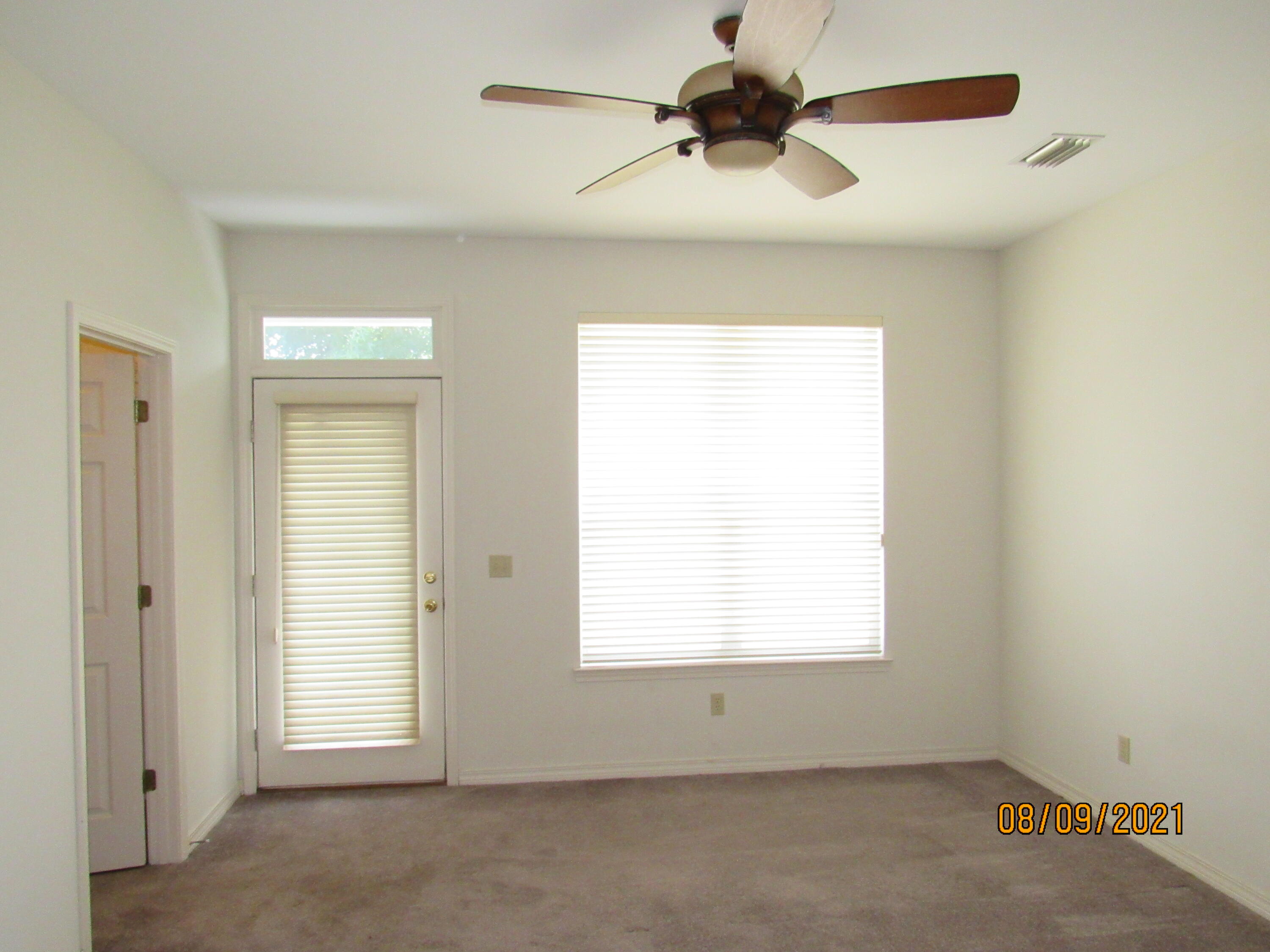 BAY GROVE - Residential Lease