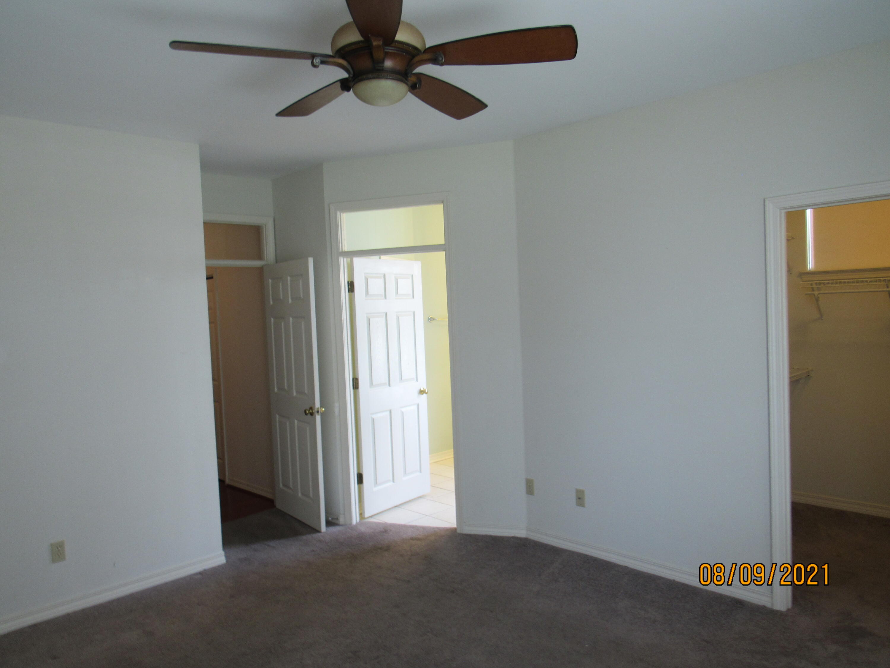 BAY GROVE - Residential Lease