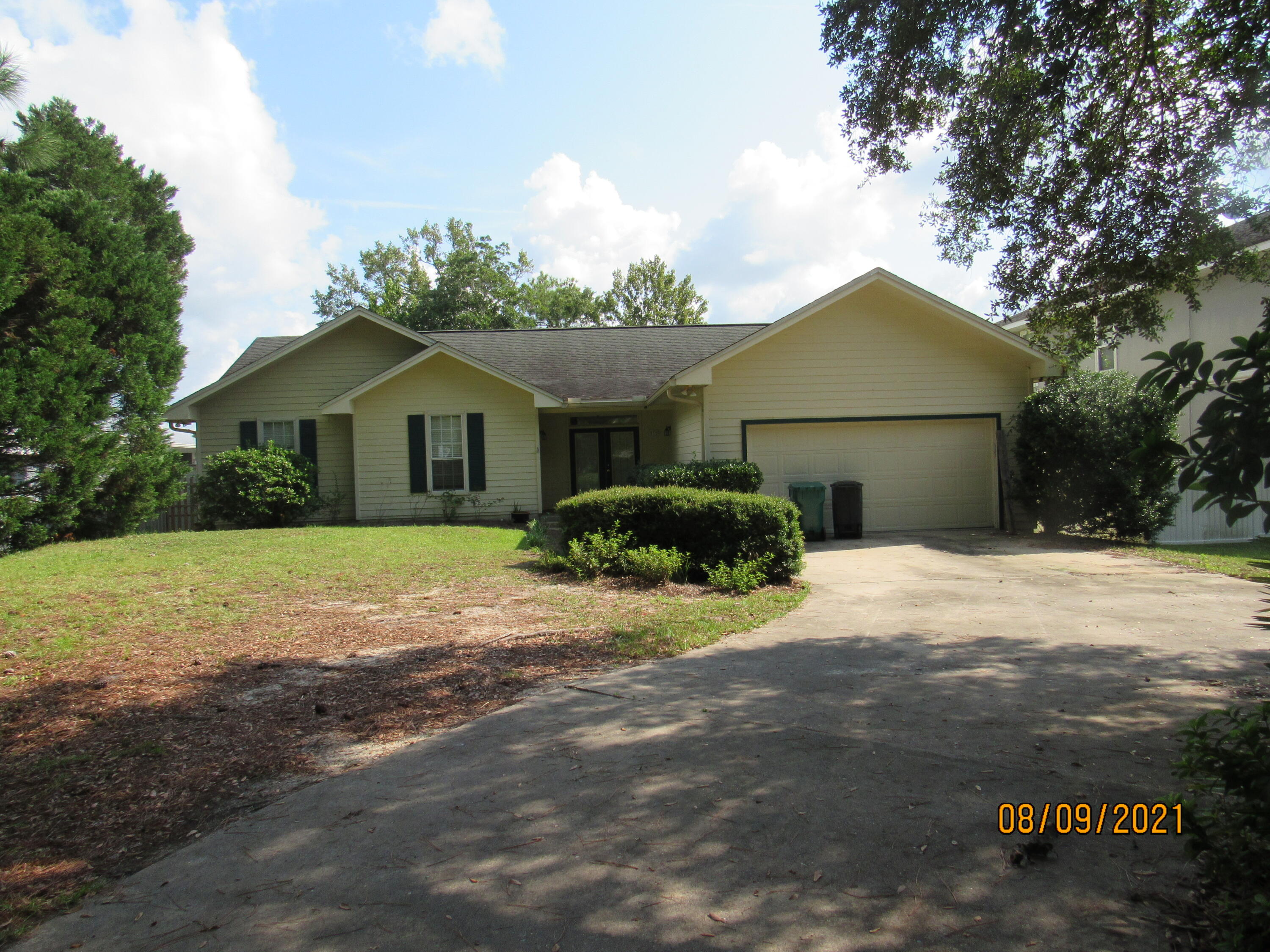 BAY GROVE - Residential Lease