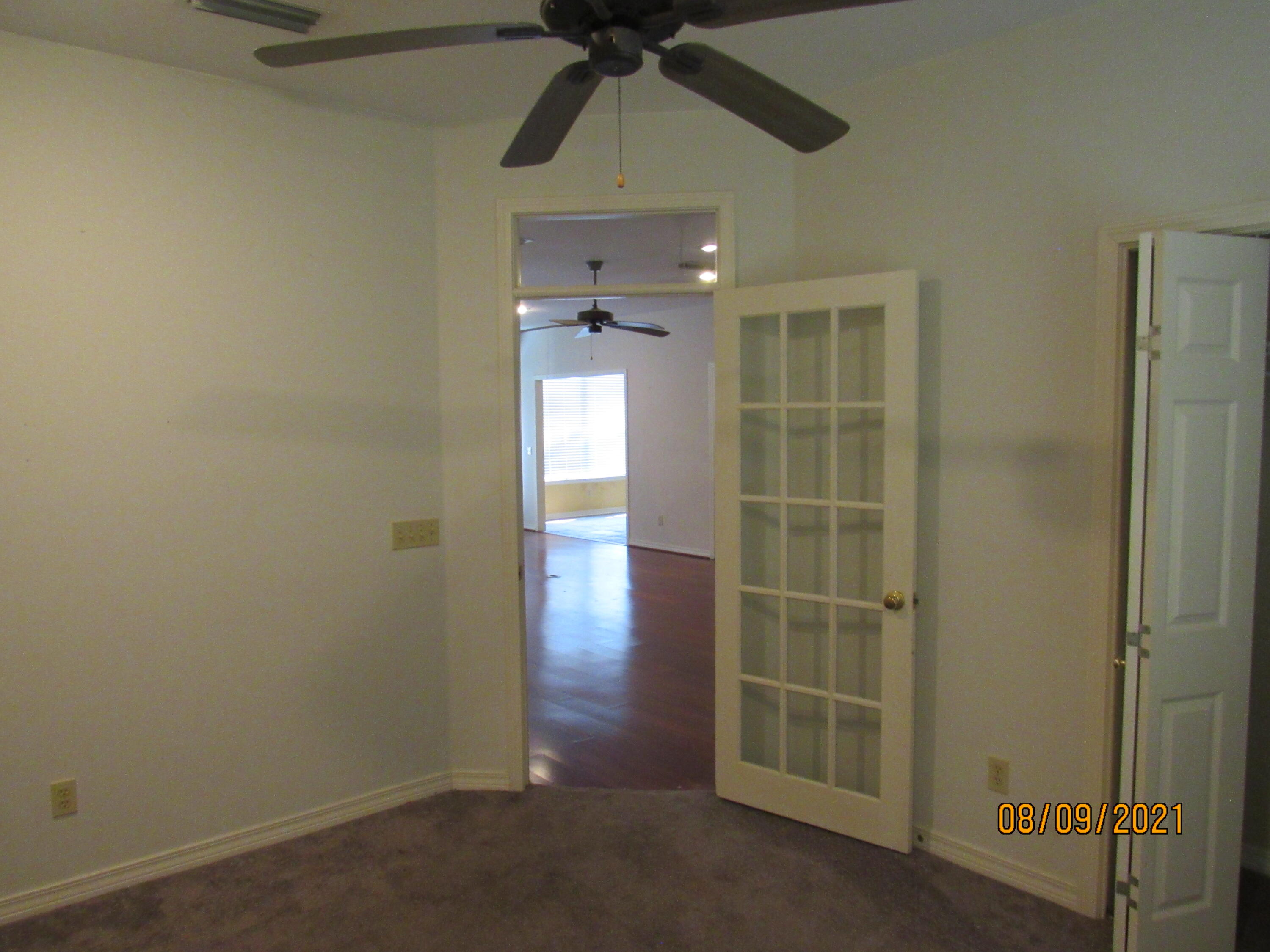 BAY GROVE - Residential Lease