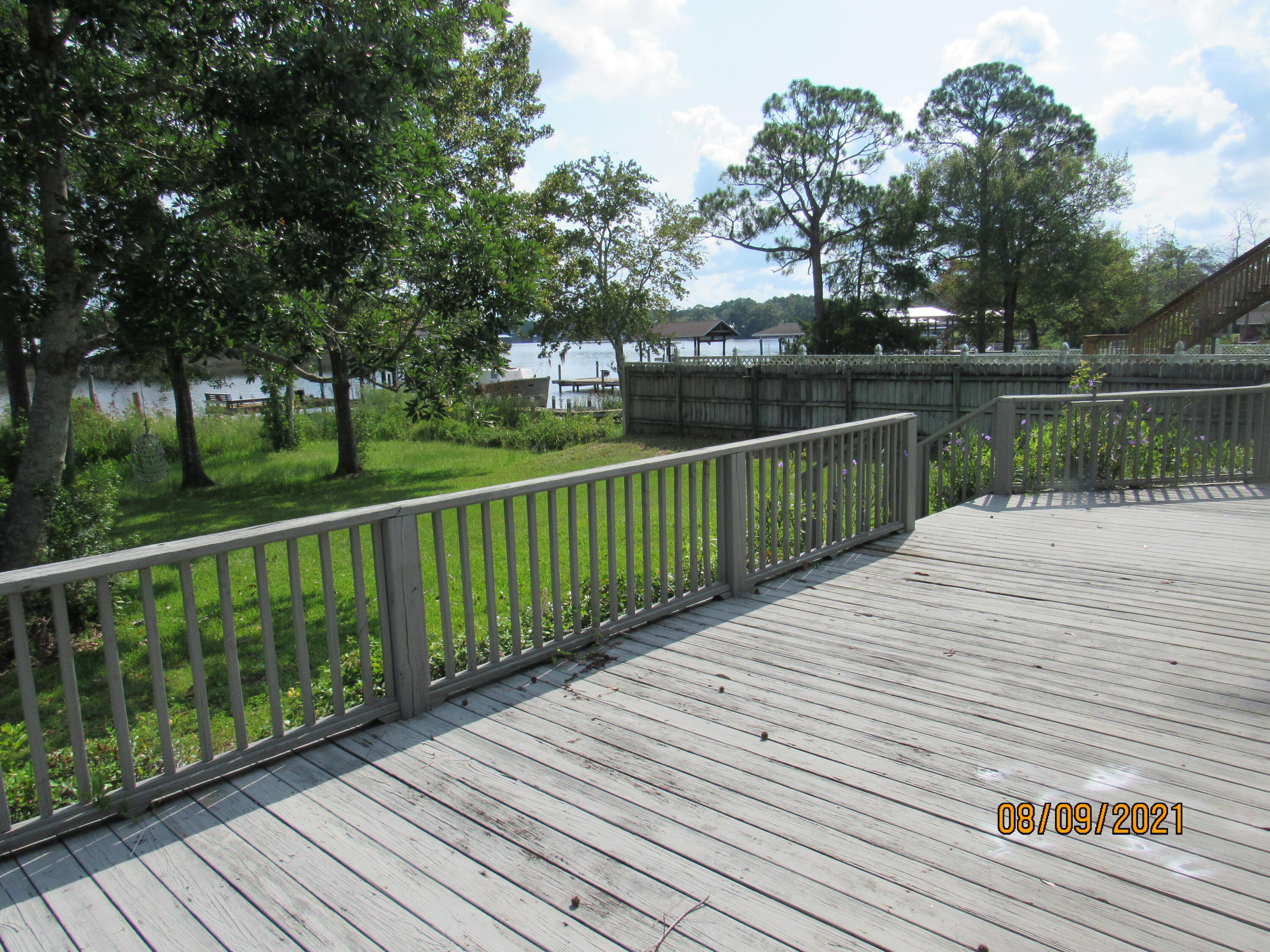BAY GROVE - Residential Lease