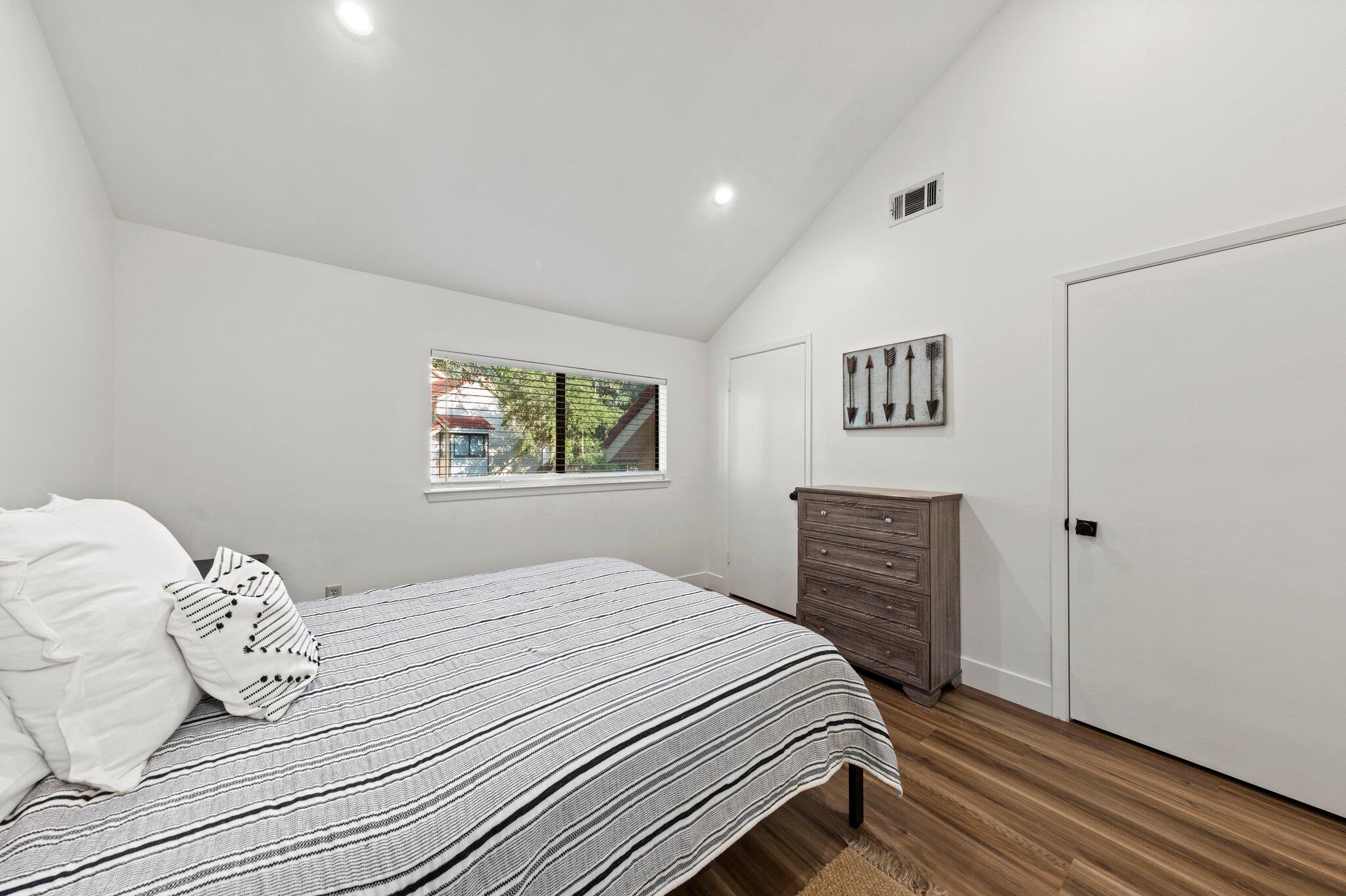 MARINA COVE VILLAGE PHASE 3,  UNIT 54 - Residential Lease