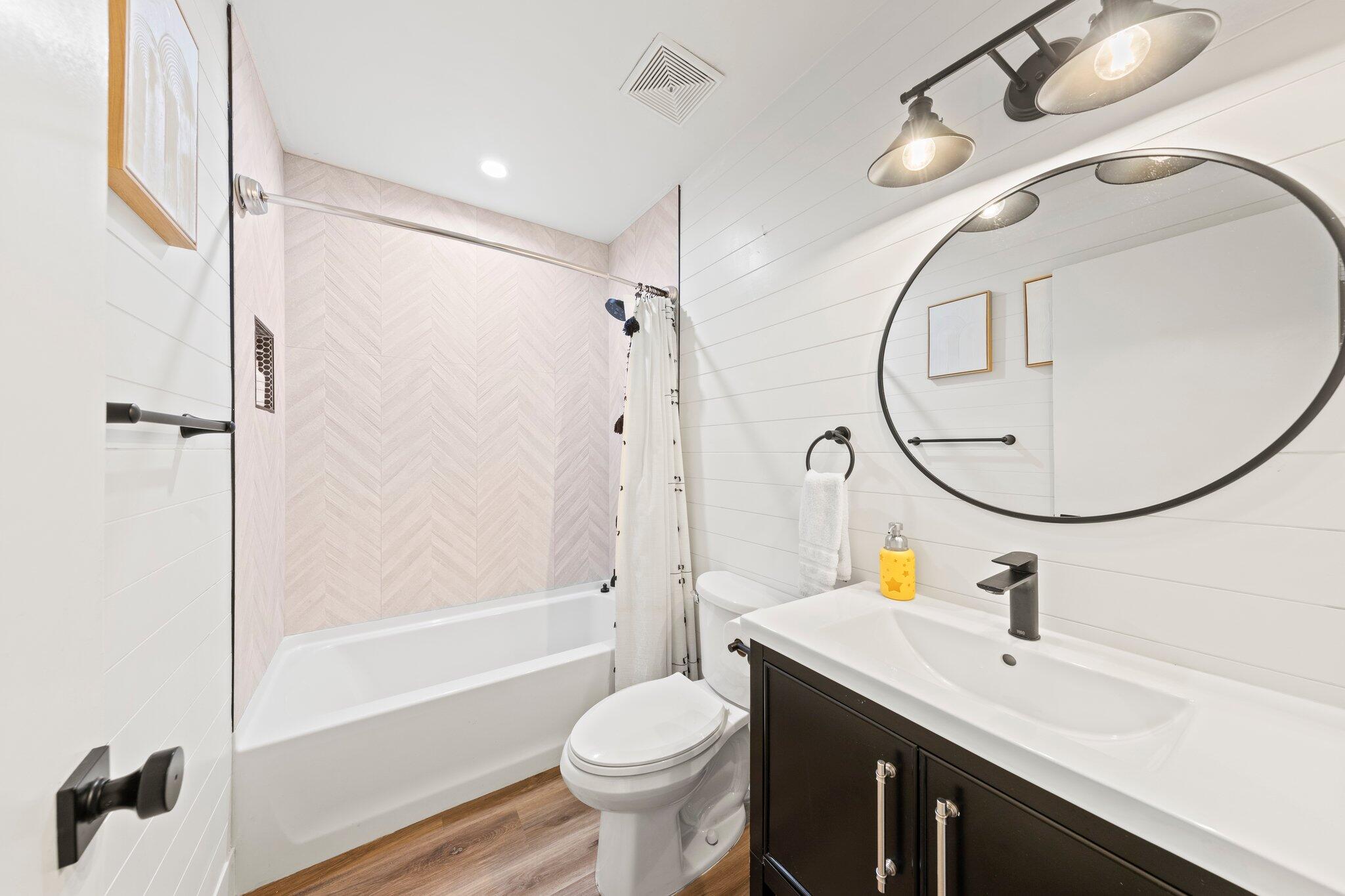MARINA COVE VILLAGE PHASE 3,  UNIT 54 - Residential Lease