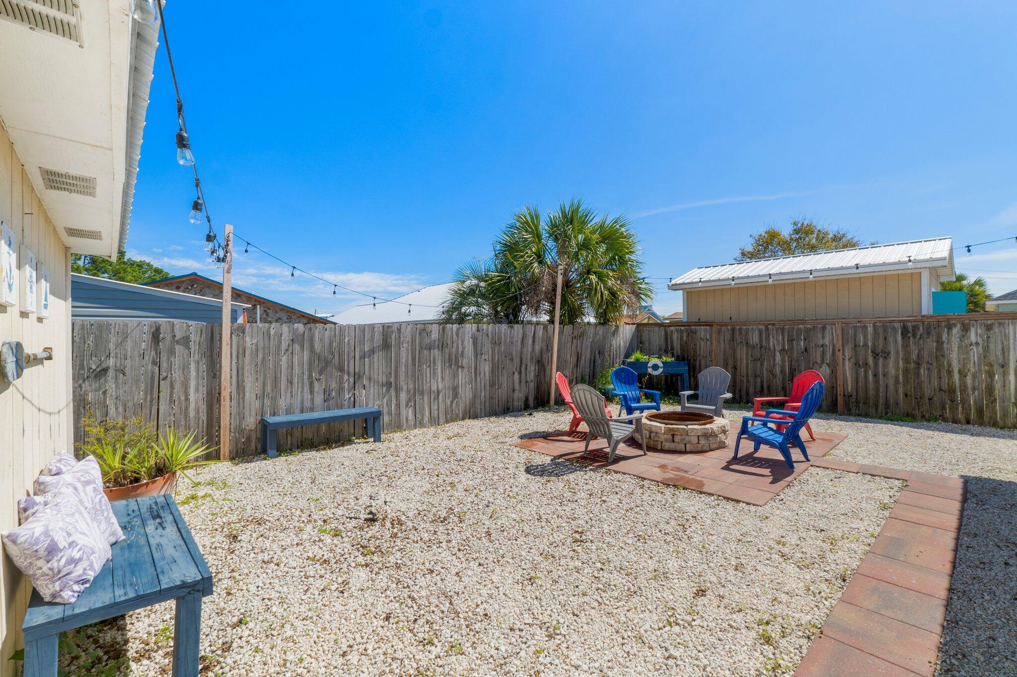 HOLIDAY BEACH - Residential