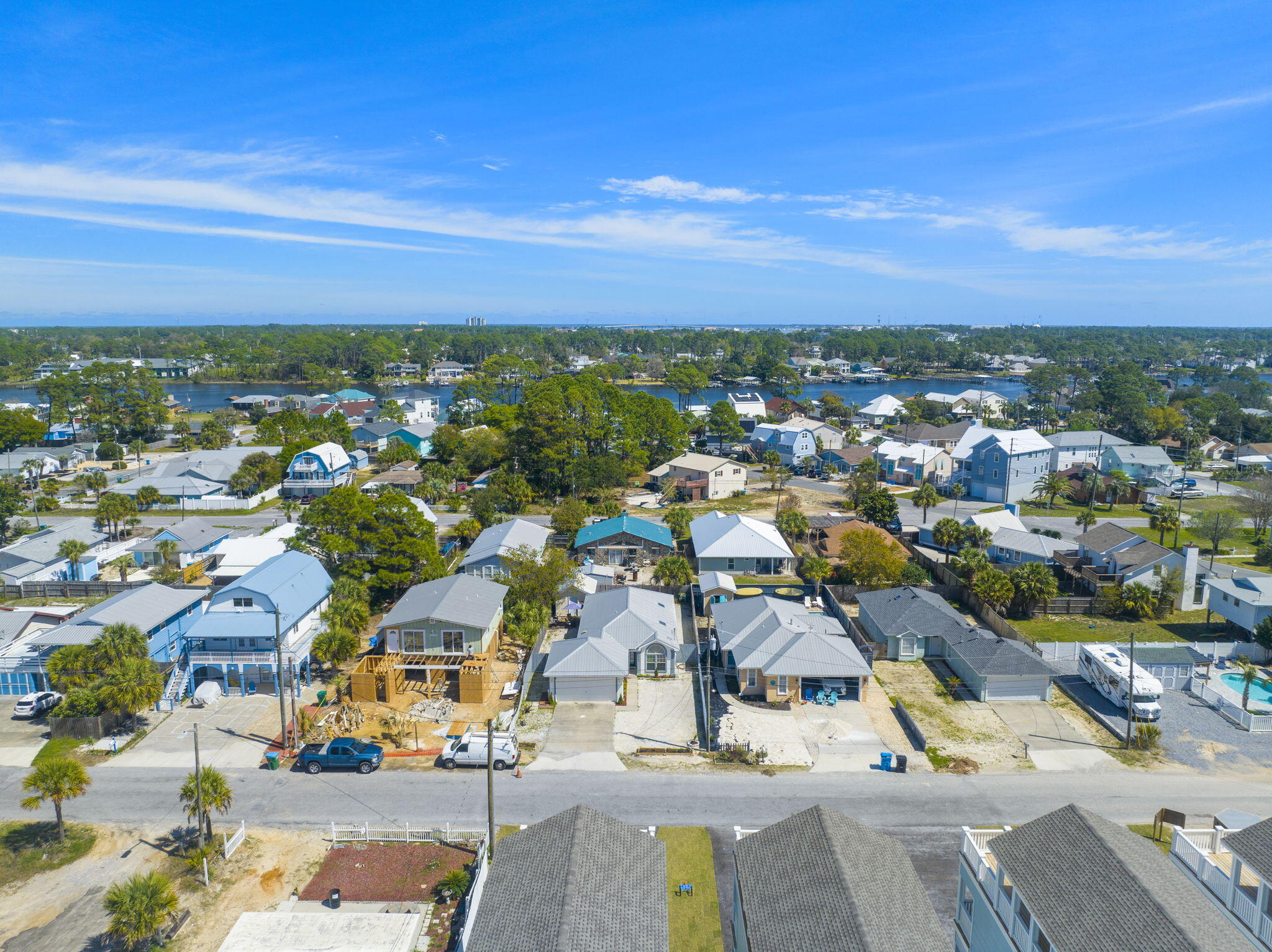 HOLIDAY BEACH - Residential