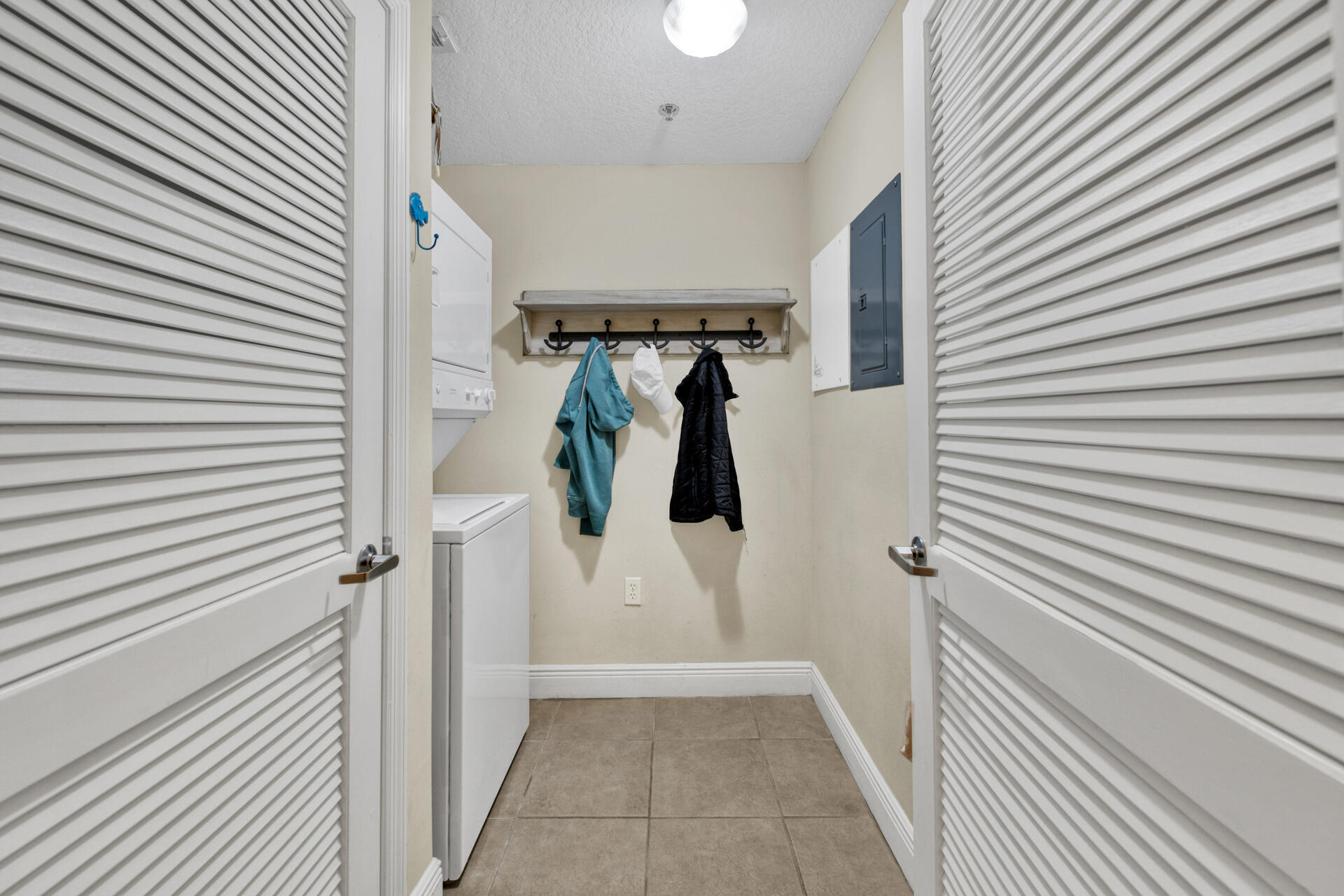 ARIEL DUNES - Residential