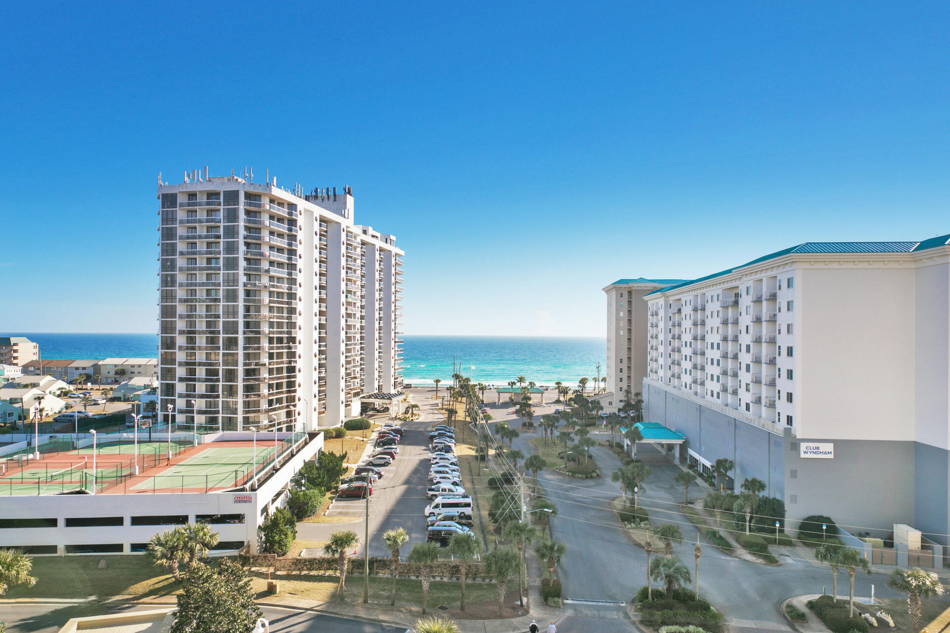 ARIEL DUNES - Residential