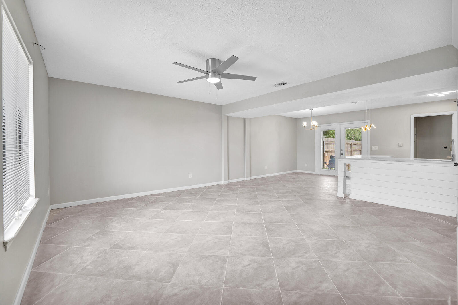 NORTHSIDE ESTATES - Residential Lease