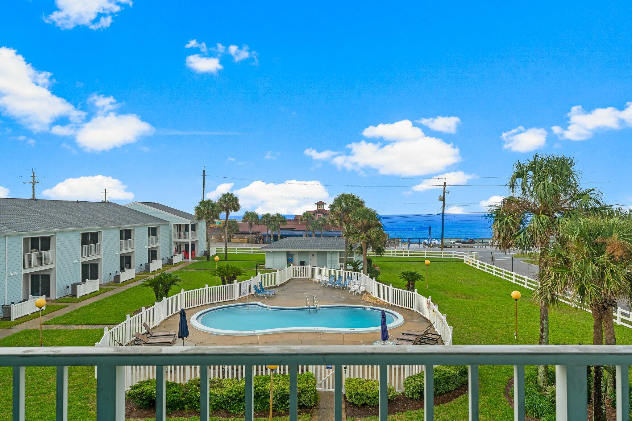 TRADEWIND CONDOS - Residential