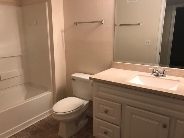 INDIAN LAKE - Residential Lease