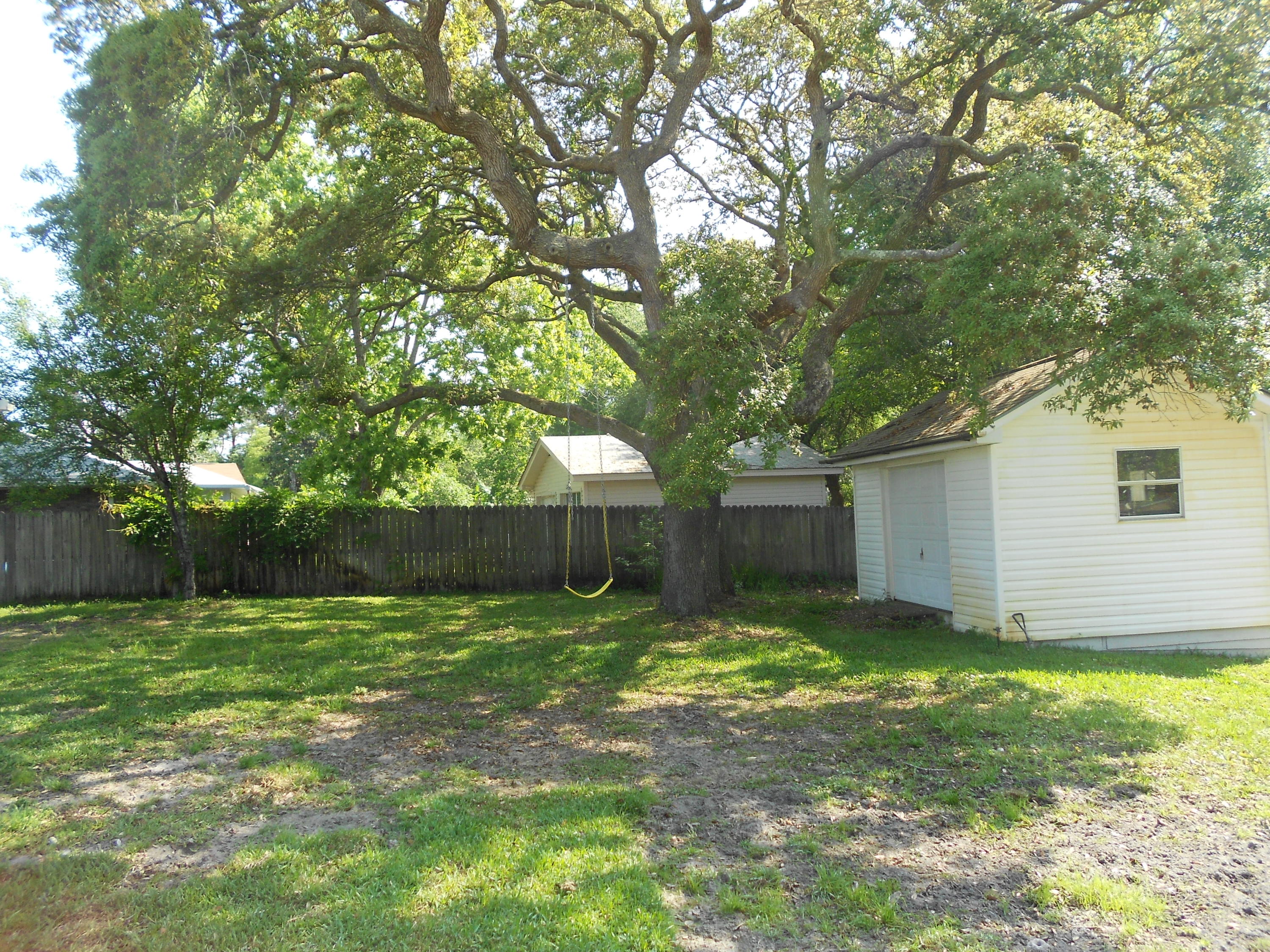 MARINERS COVE - Residential Lease