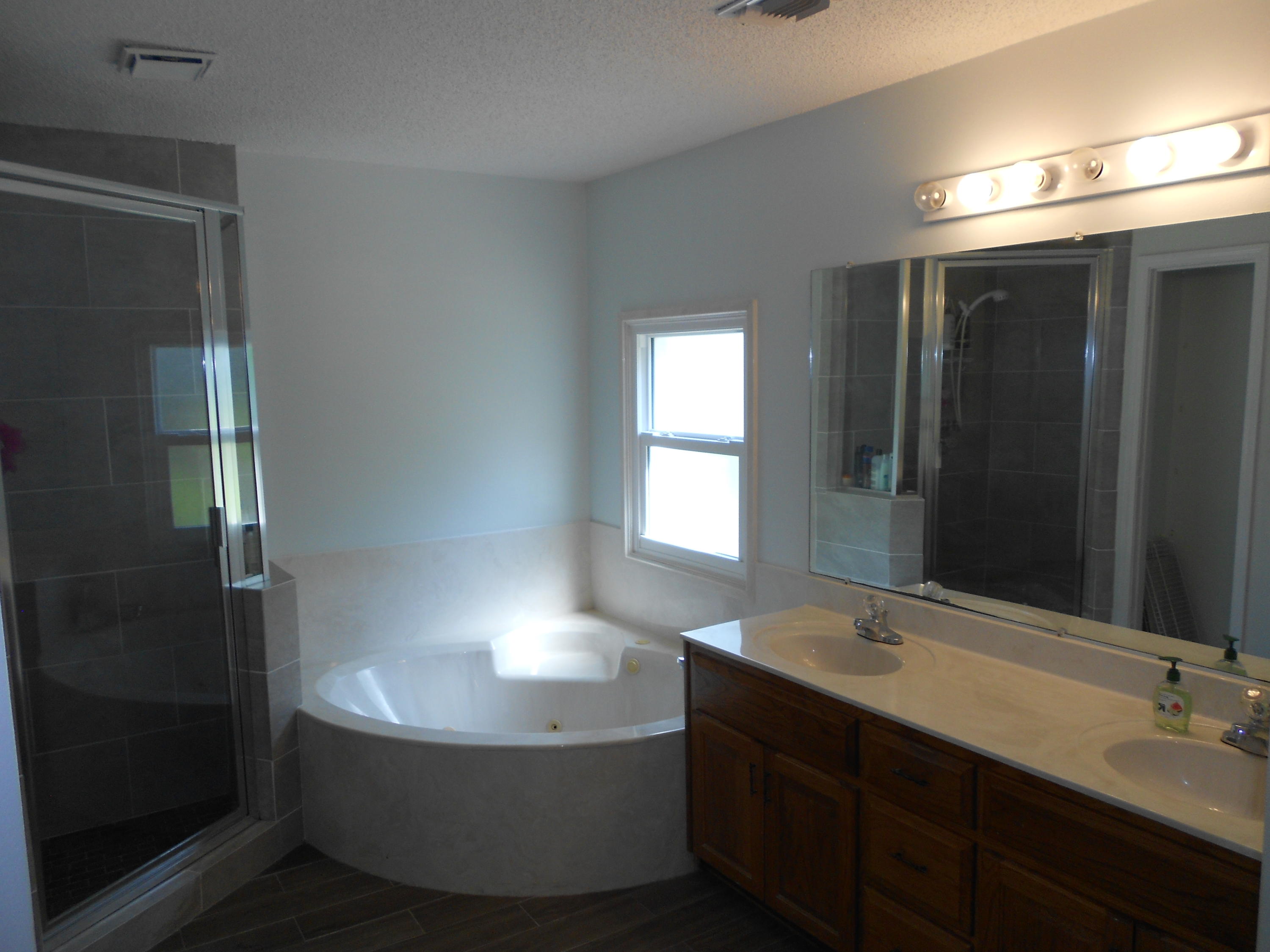 MARINERS COVE - Residential Lease