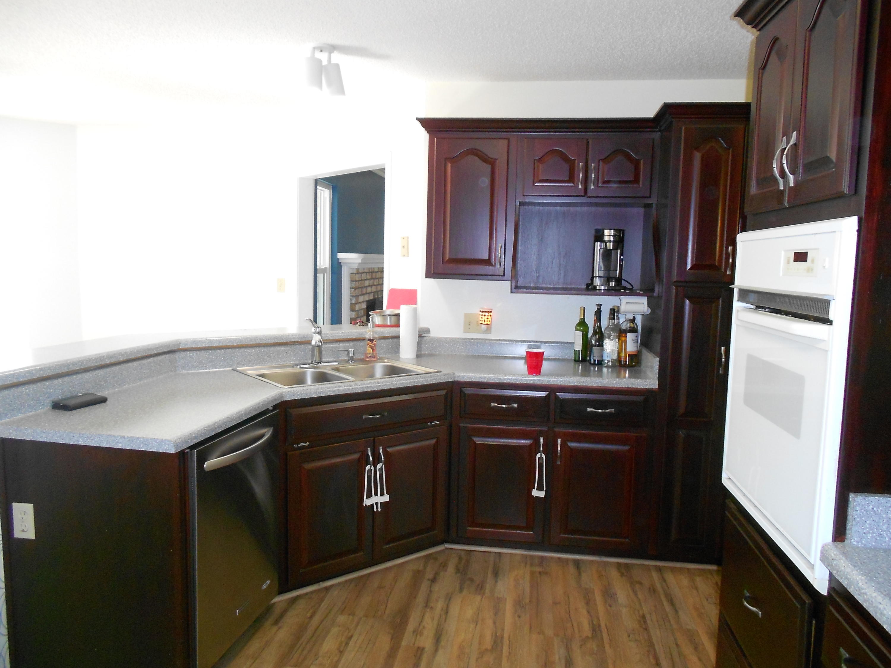MARINERS COVE - Residential Lease