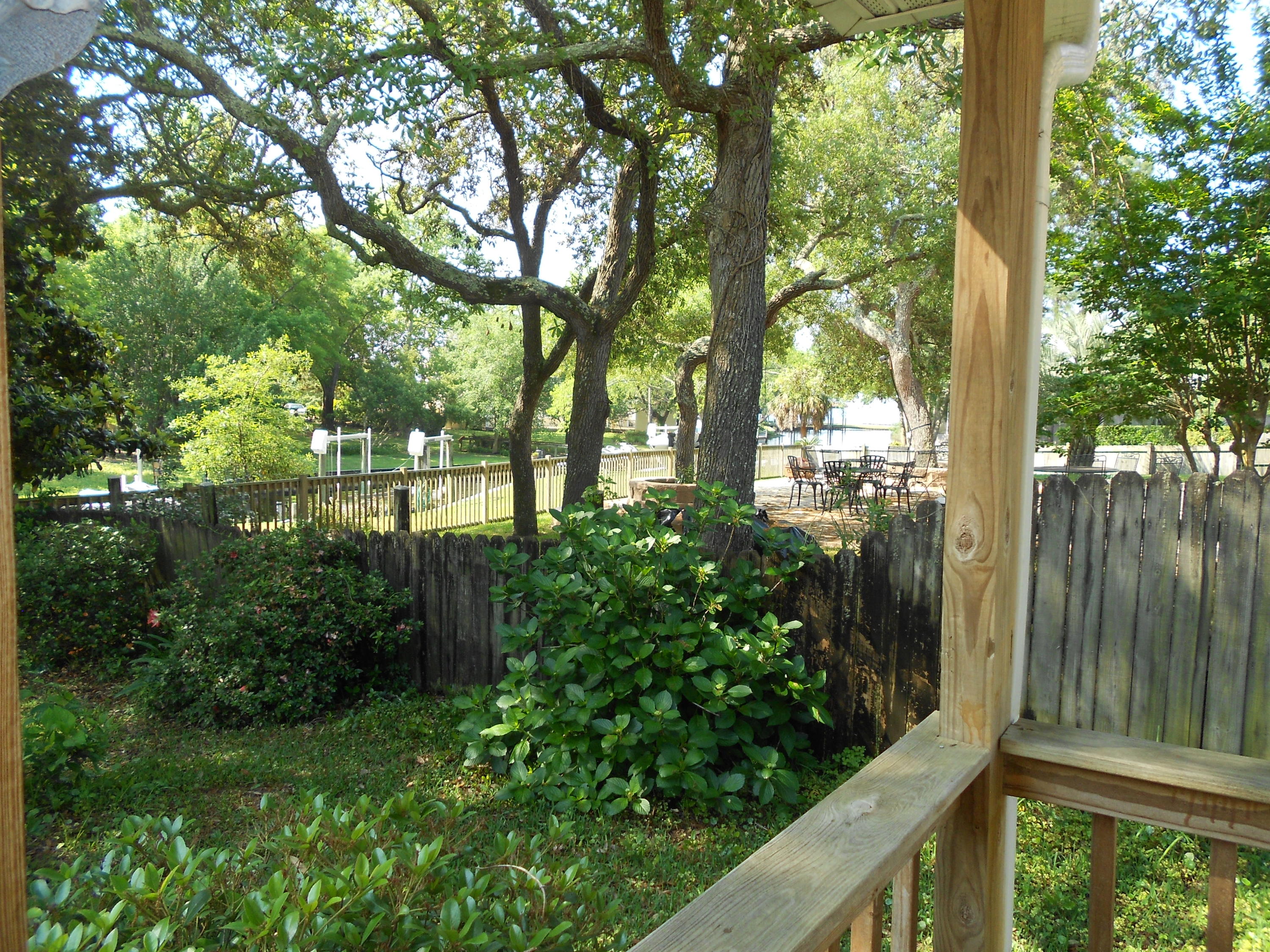 MARINERS COVE - Residential Lease