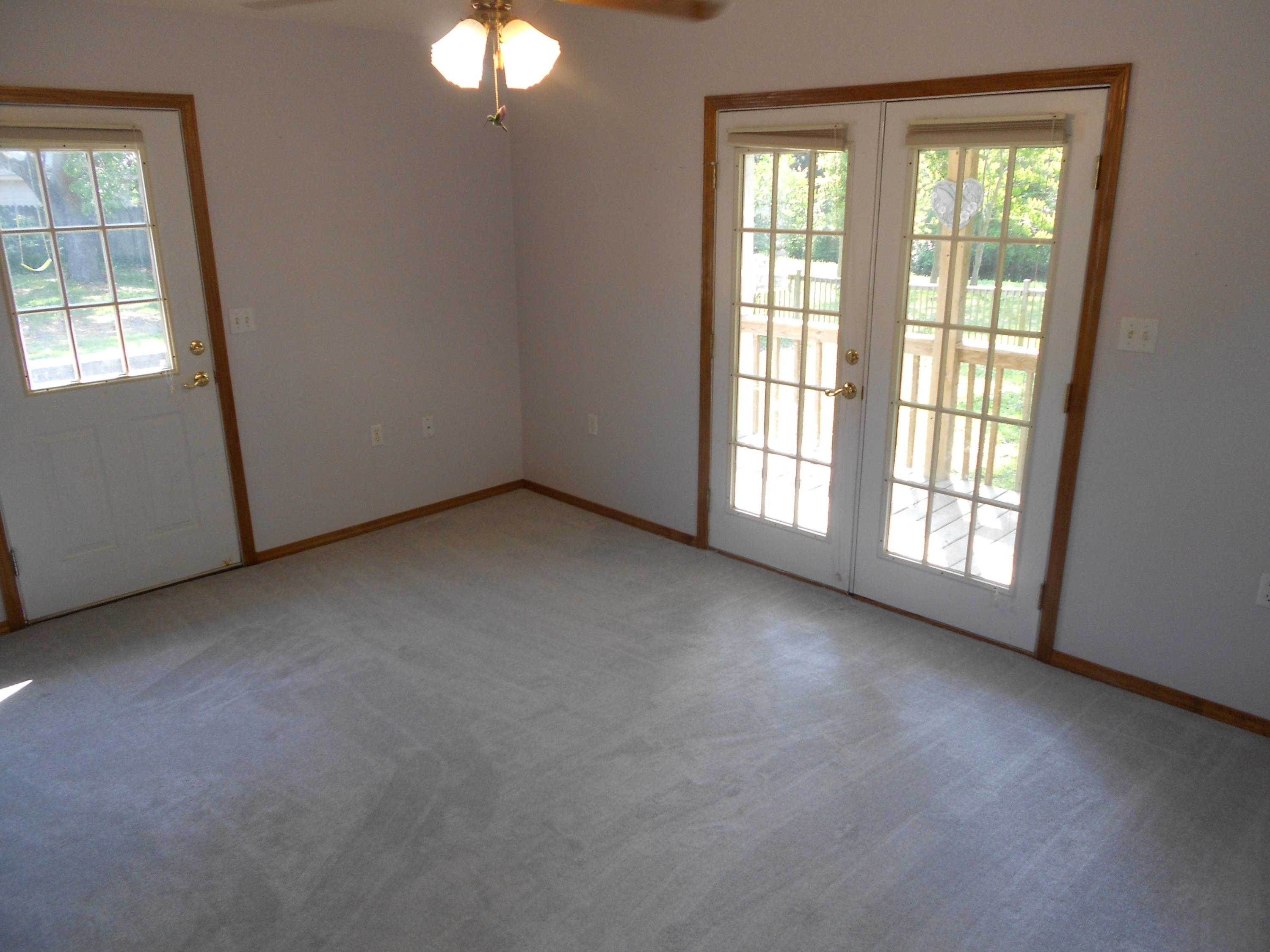 MARINERS COVE - Residential Lease