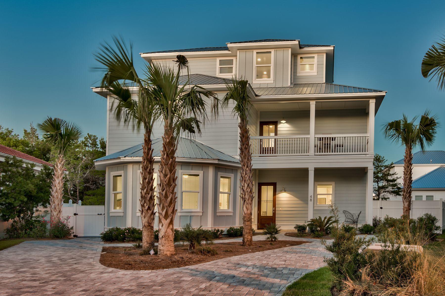 EMERALD WATERS VILLAGE - Residential