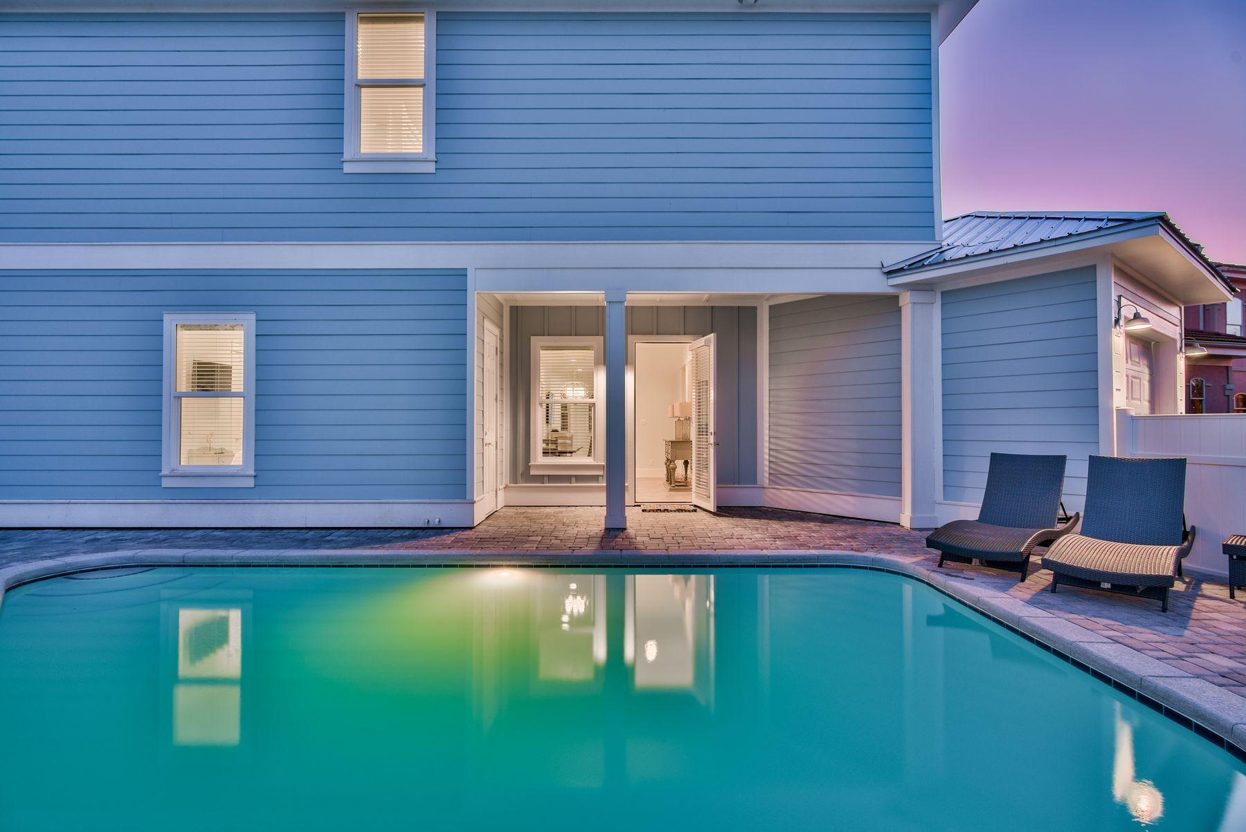 EMERALD WATERS VILLAGE - Residential