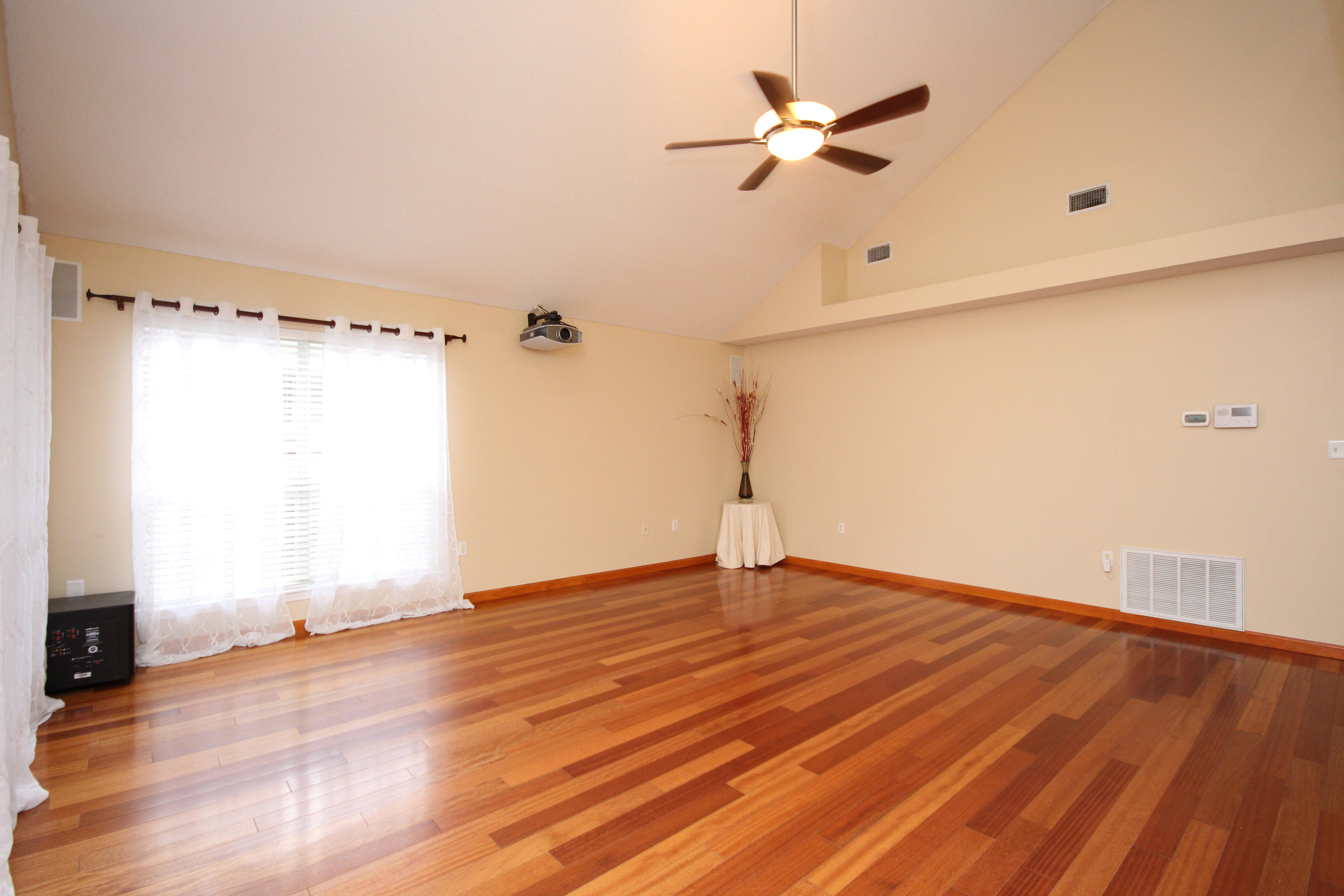 EMERALD VILLAGE S/D - Residential