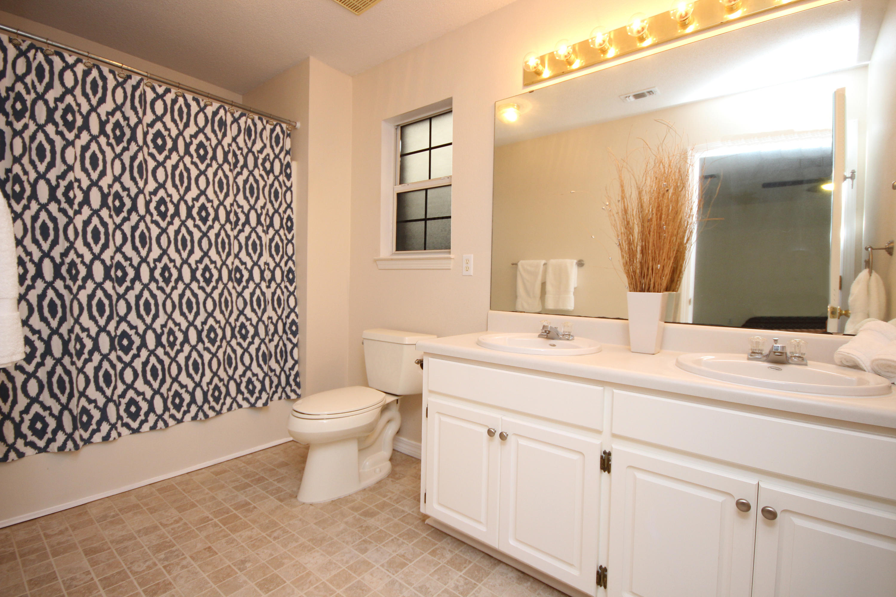EMERALD VILLAGE S/D - Residential