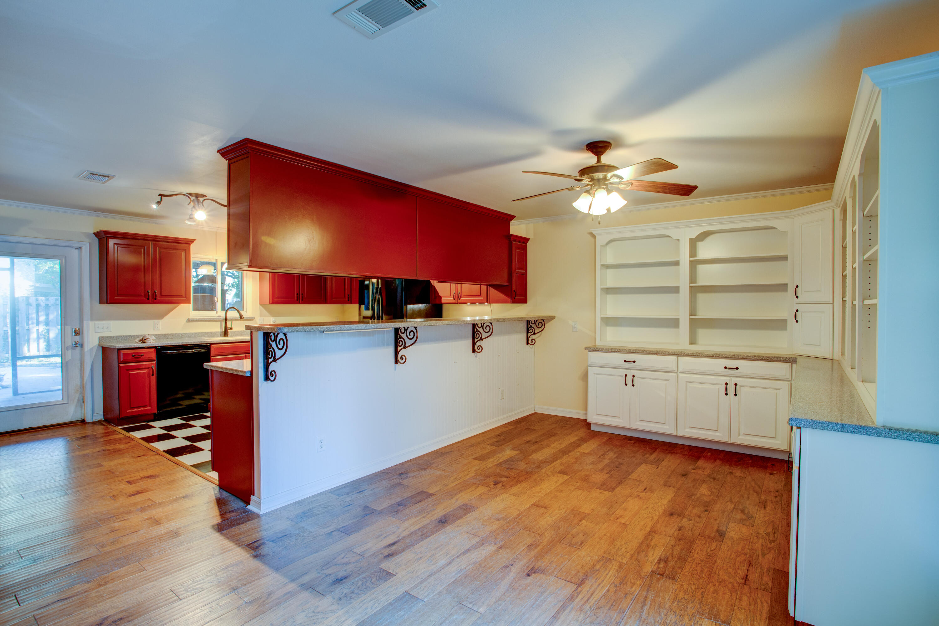 FOREST PARK LOT 30 BLK A - Residential