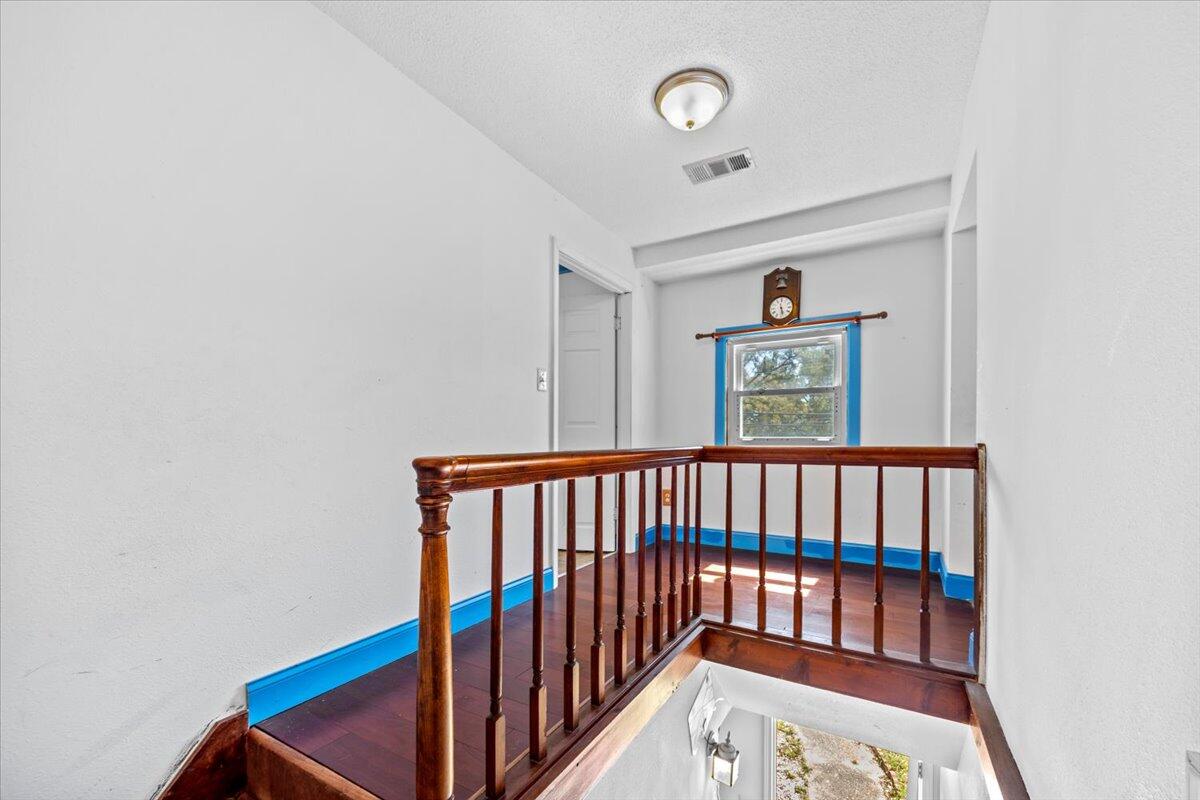 SKY CREST - Residential