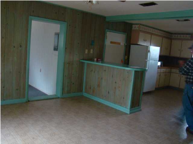 METES & BOUNDS - Residential Lease