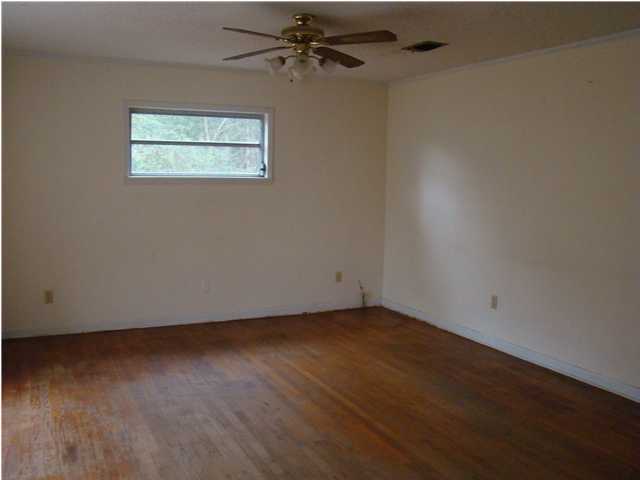 METES & BOUNDS - Residential Lease