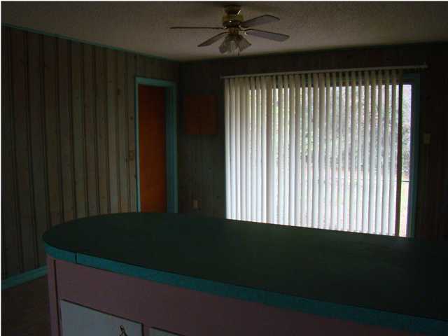 METES & BOUNDS - Residential Lease