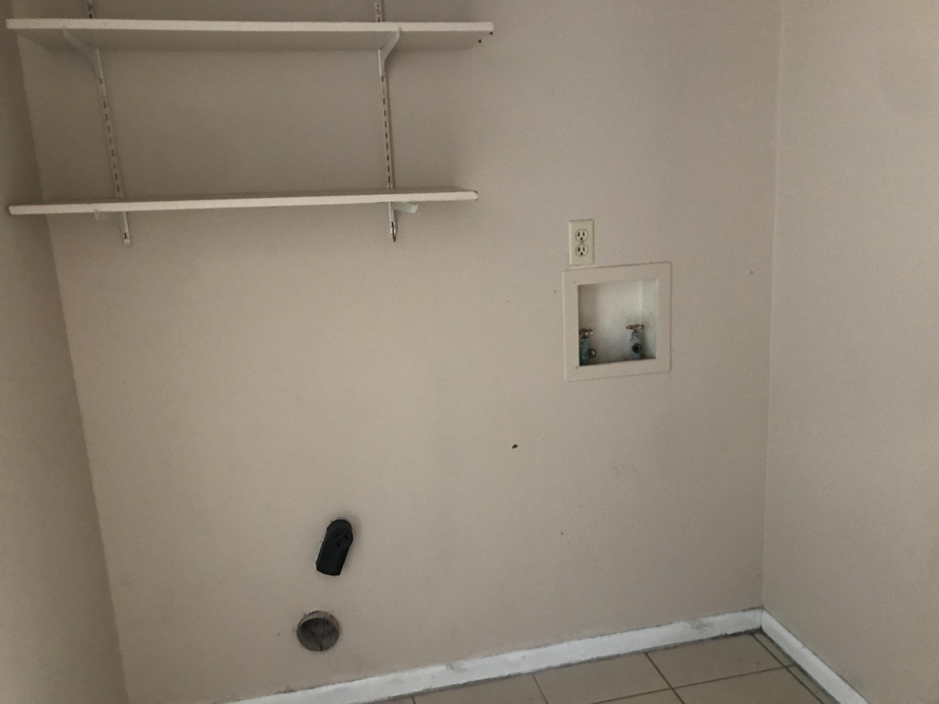 PORT DIXIE - Residential Lease
