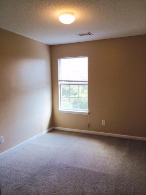 ROLLING PINES - Residential Lease
