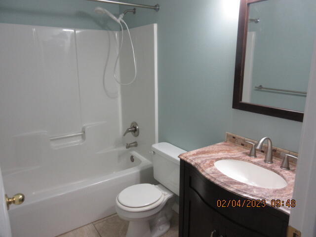 RIVERCHASE S/D PH 3 - Residential Lease