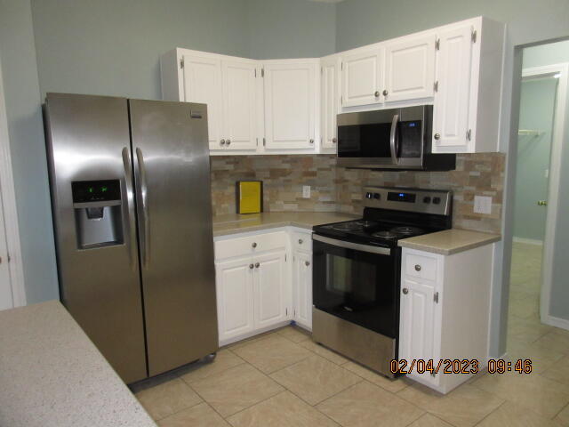 RIVERCHASE S/D PH 3 - Residential Lease