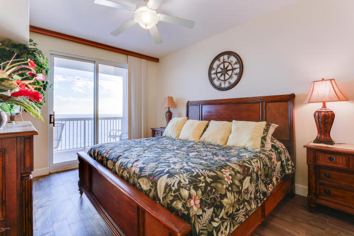 SUNRISE BEACH - Residential