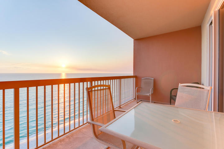 SUNRISE BEACH - Residential