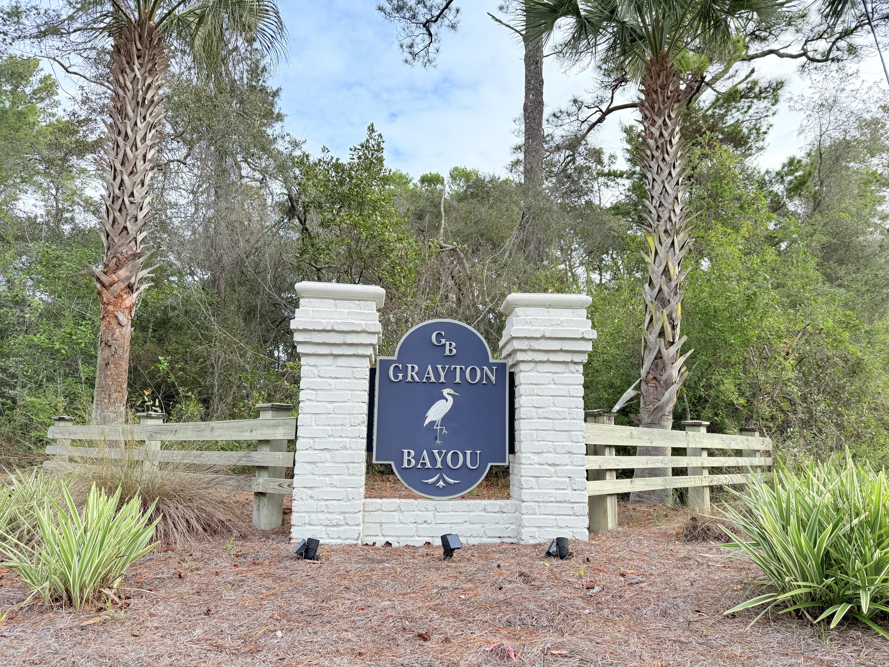 GRAYTON BAYOU - Land