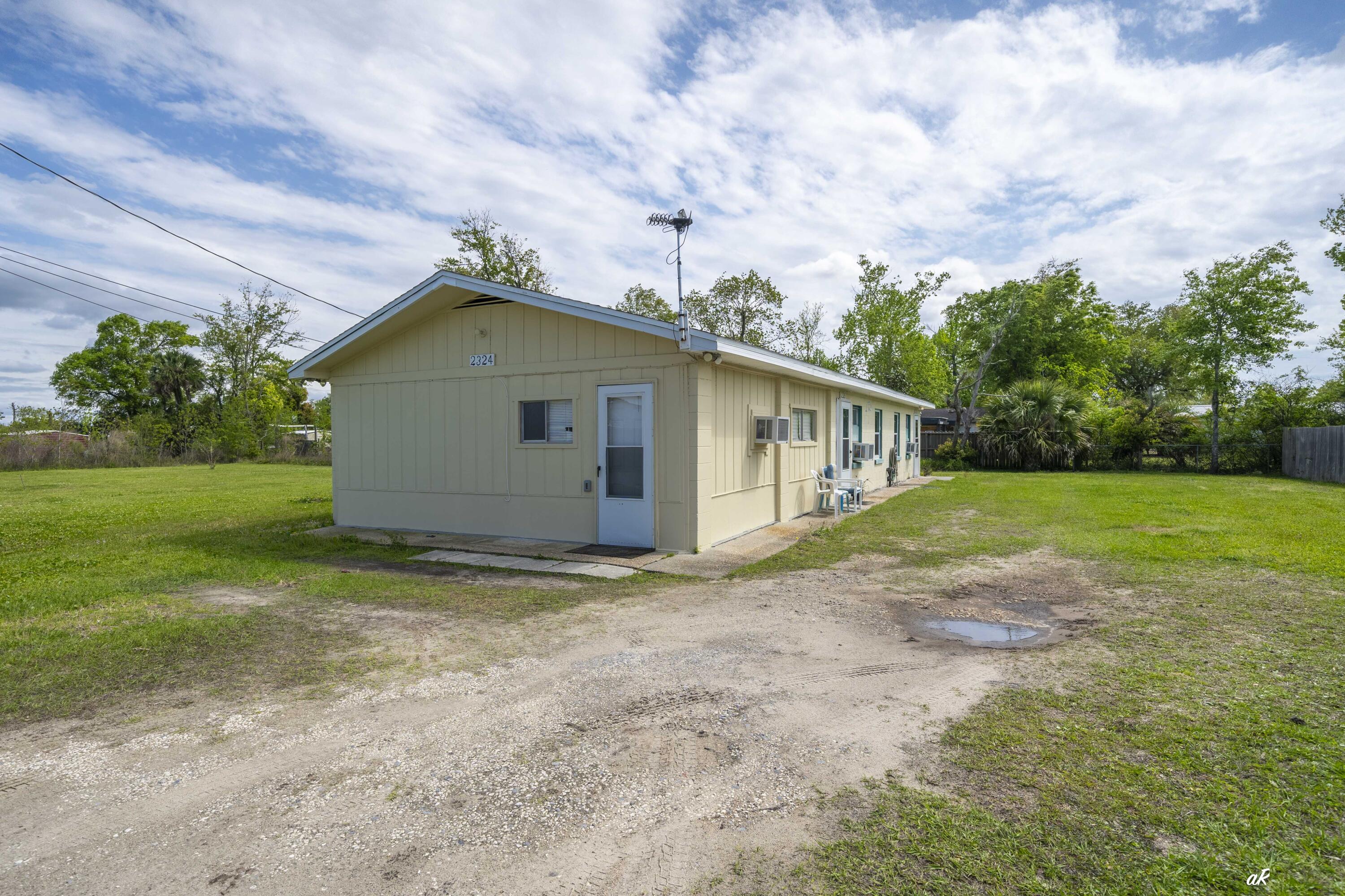 NO RECORDED SUBDIVISION - Residential