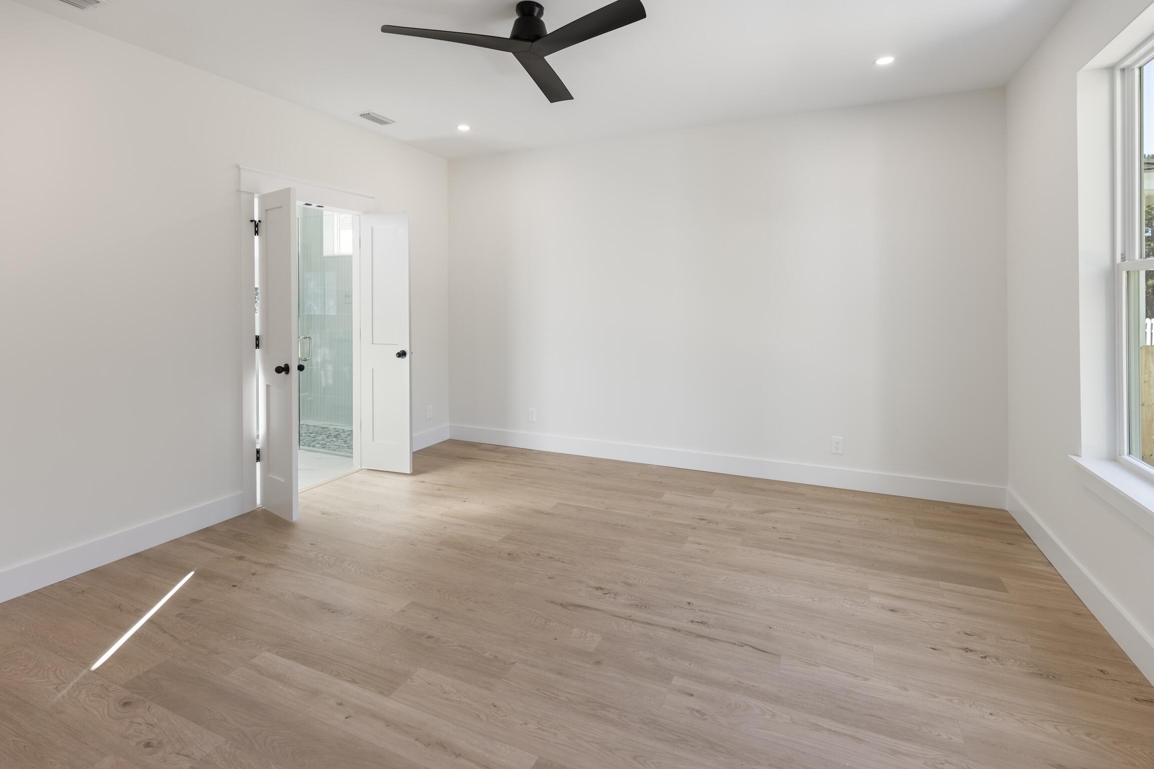 LAGRANGE LANDING - Residential