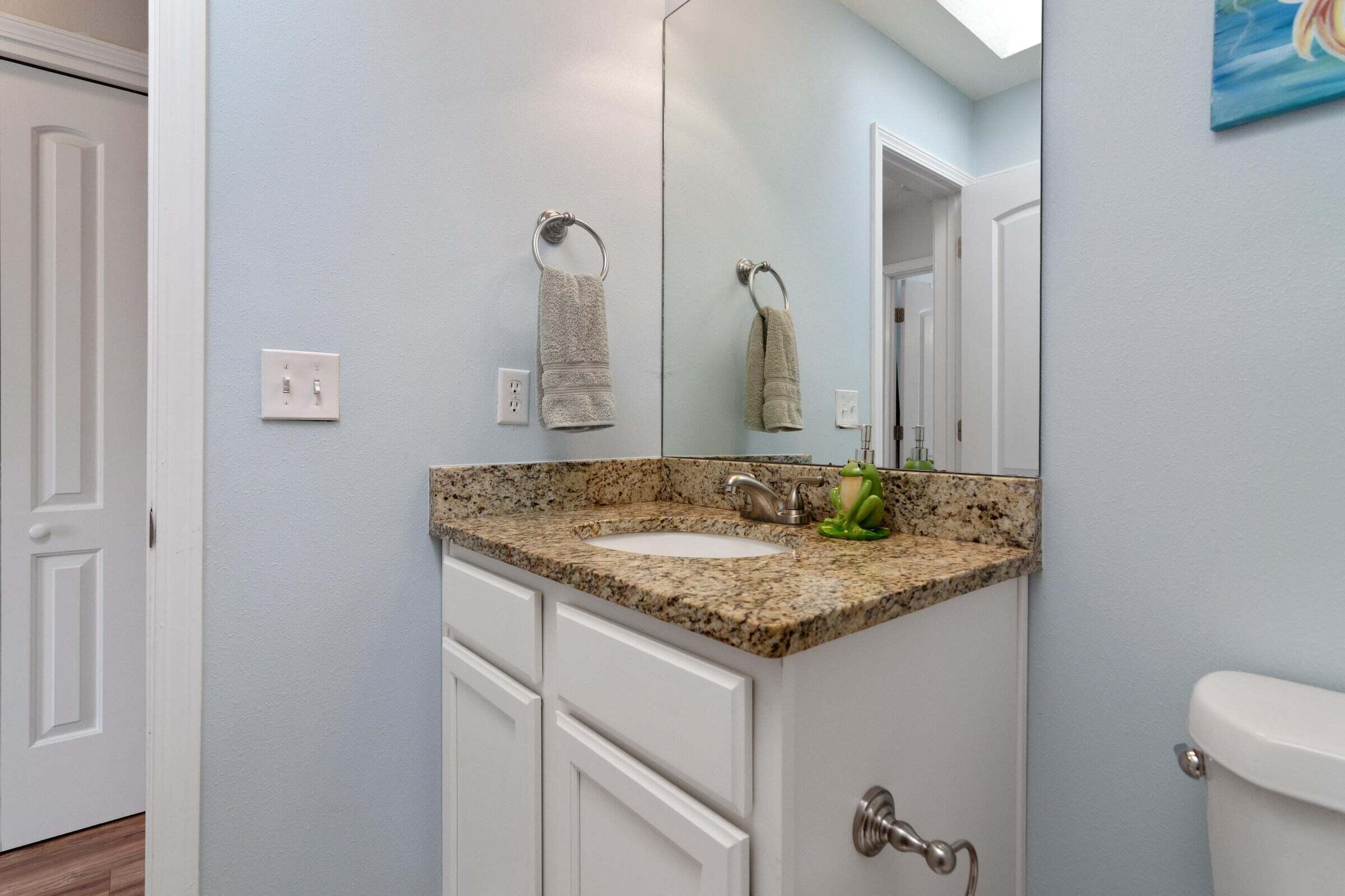 VALPARAISO PINECREST 5 - Residential Lease