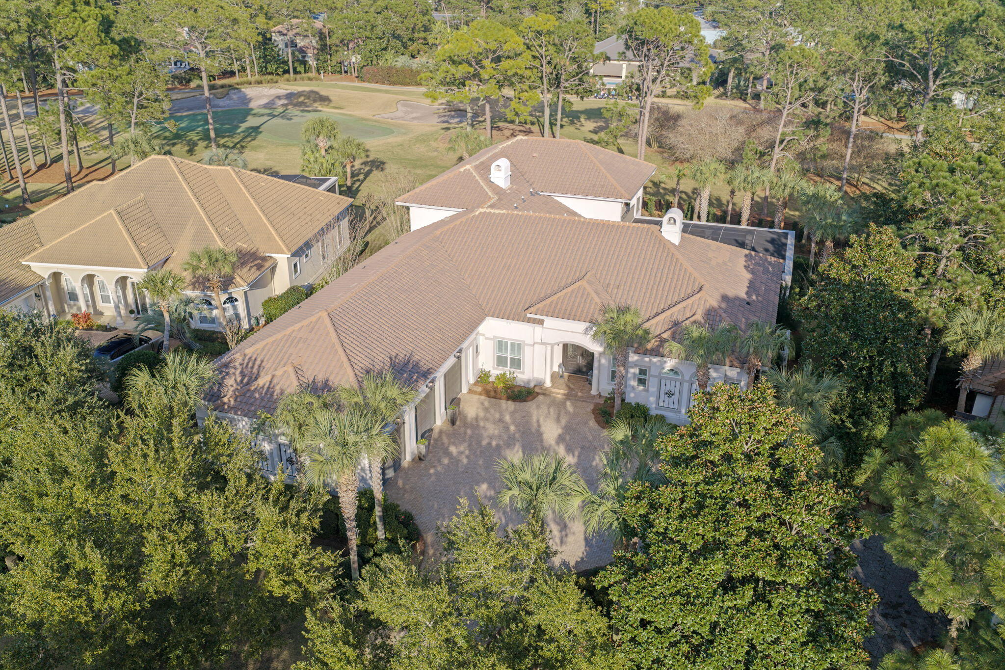 ISLAND GREEN - Residential