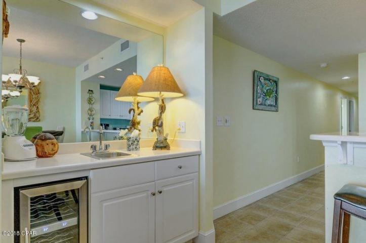MAJESTIC BEACH TOWERS II - Residential